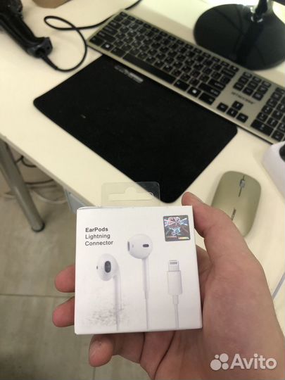 Наушники earpods