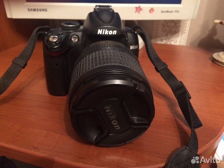 Nikon D5000