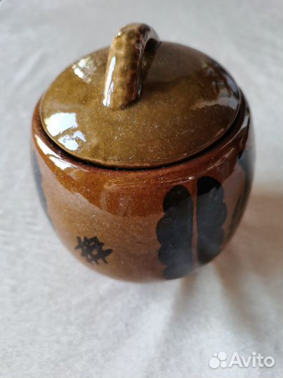 Керамическая банка с крышкой