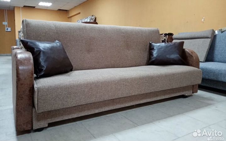 Новинка Синий диван