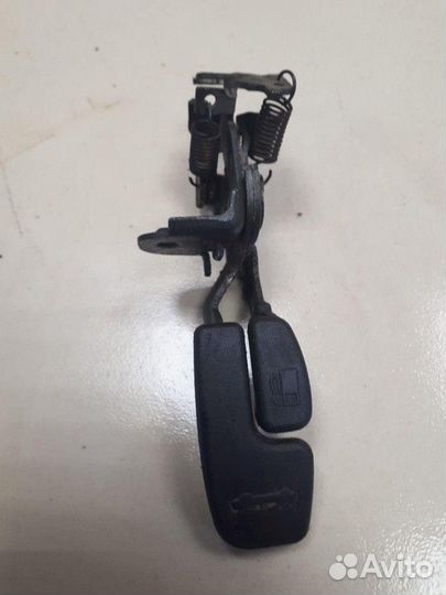 Ручка открывания багажника и бензобака Geely GC6