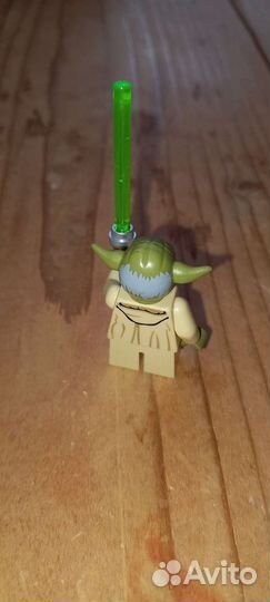Фигурка lego Йода