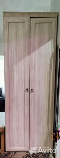 Стенка светлая