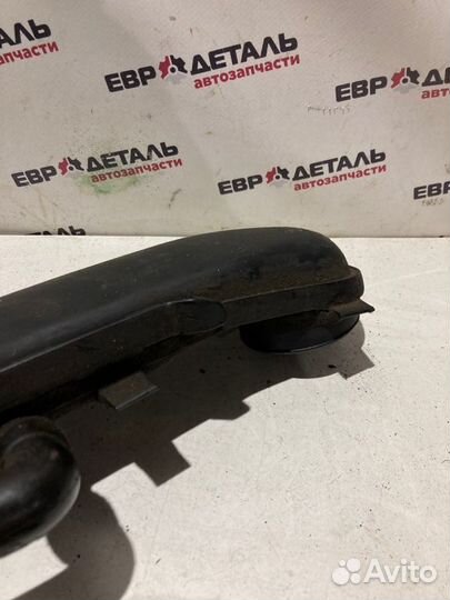 Воздуховод Mercedes Benz W202 седан 1.8 111921