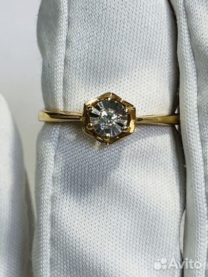 Золотое кольцо с бриллиантом (11400)*