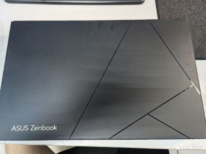 Ноутбук Asus Zenbook 15.6