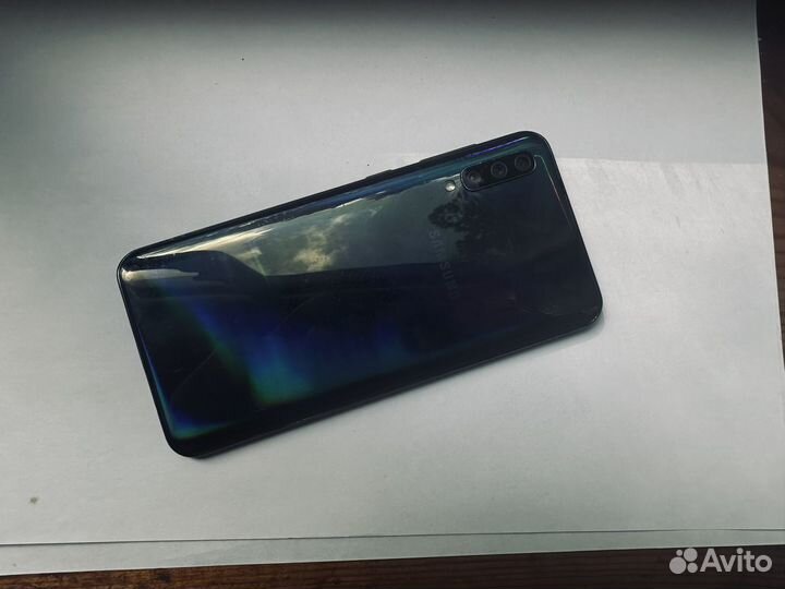 Samsung Galaxy A50, 6/128 ГБ
