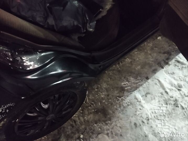 Тойота Карина