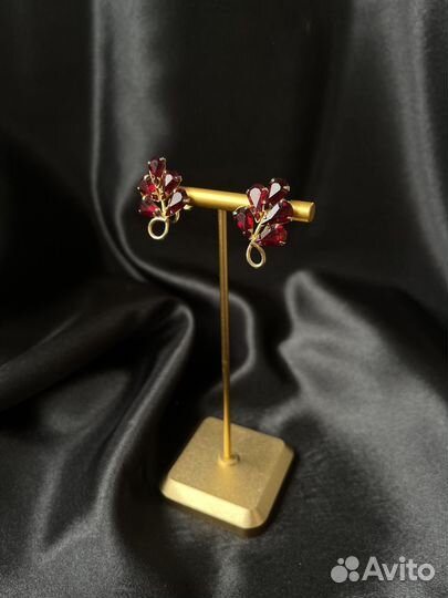 Винтовые серьги США