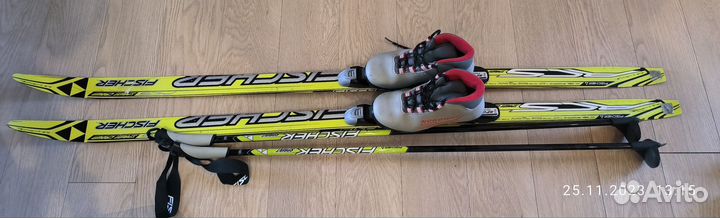 Беговые лыжи