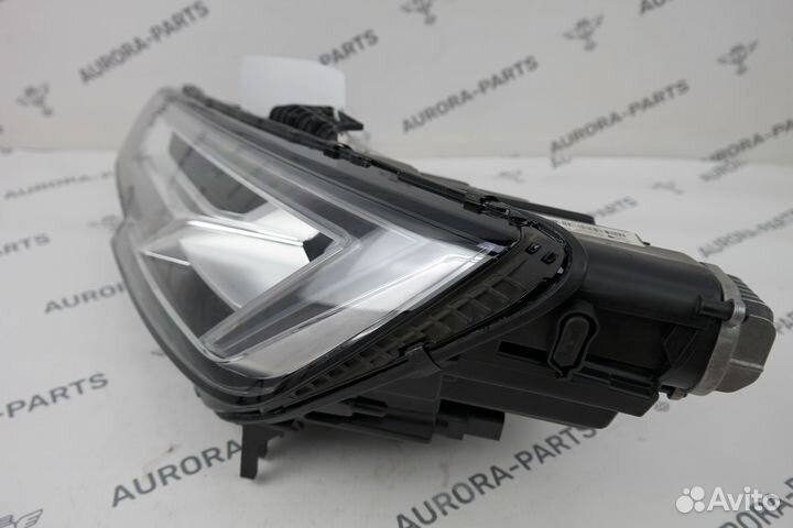 Фара Audi A4 B9