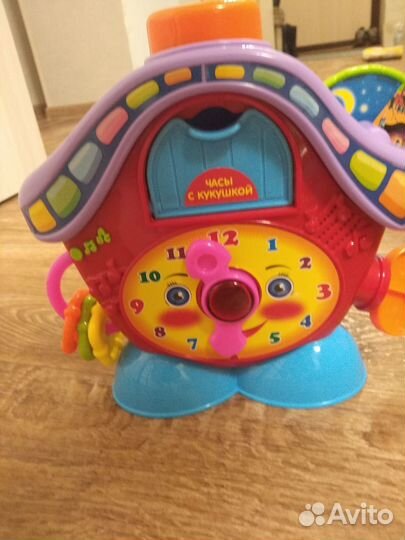 Часы с кукушкой. Музыкальная игрушка