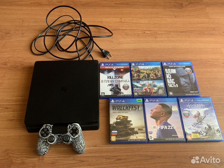 Sony PS4 slim 1tb
