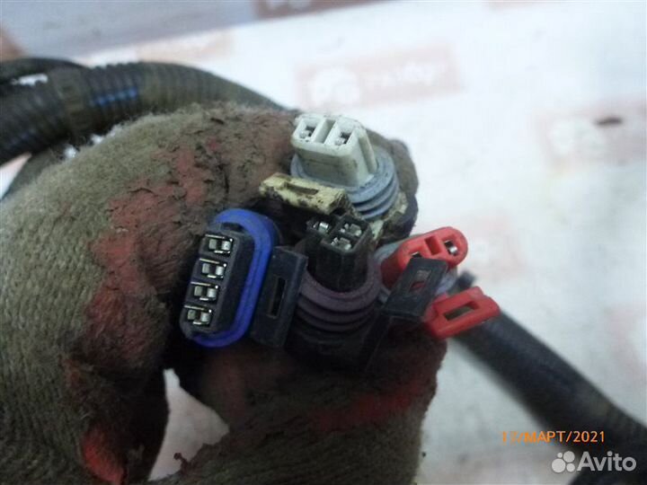 Проводка моторного отсека Лада 2114 хэтчбек 5 дв