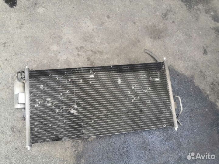 Радиатор кондиционера nissan tino