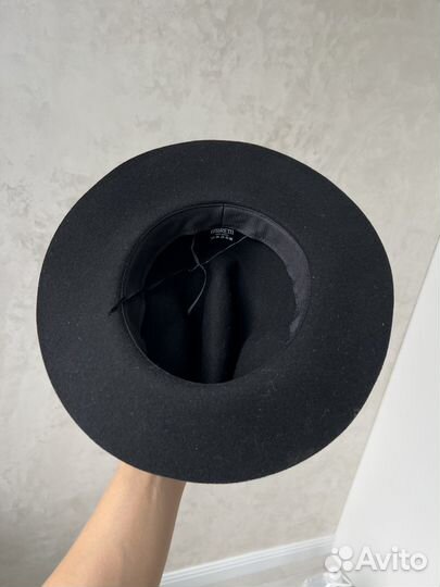 Шляпа шерстяная