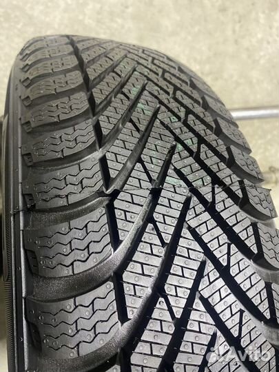 Pirelli Cinturato Winter 185/60 R15