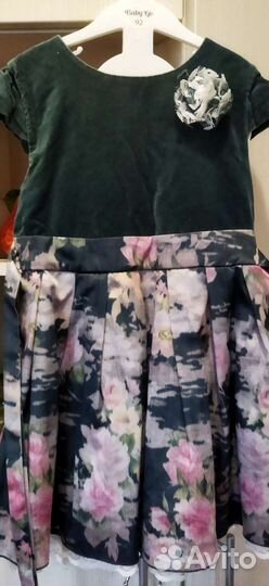 Платья праздничные