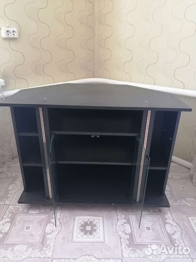 Тумба под телевизор