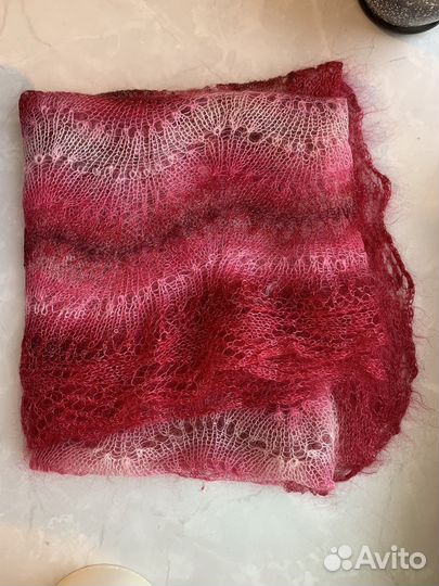 Оренбургский пуховый платок