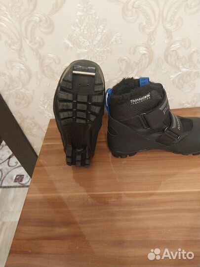 Лыжные ботинки