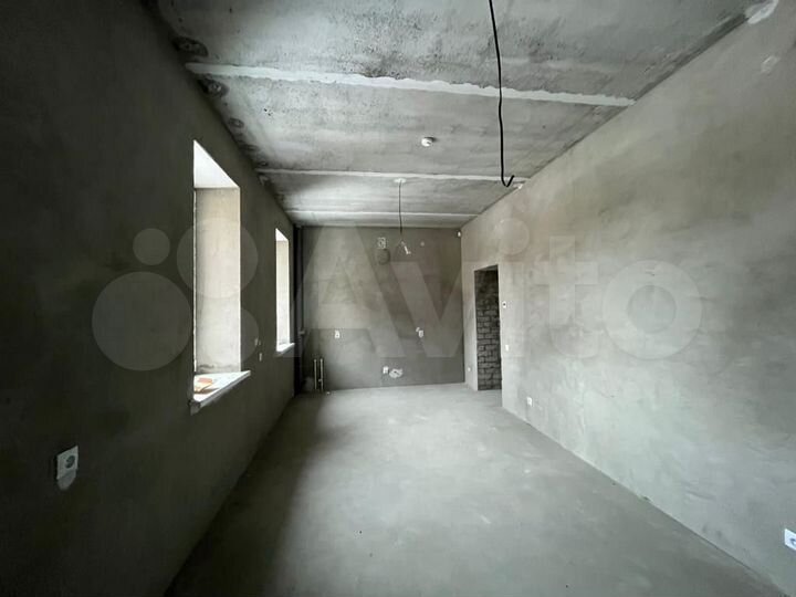 2-к. квартира, 82,1 м², 9/9 эт.