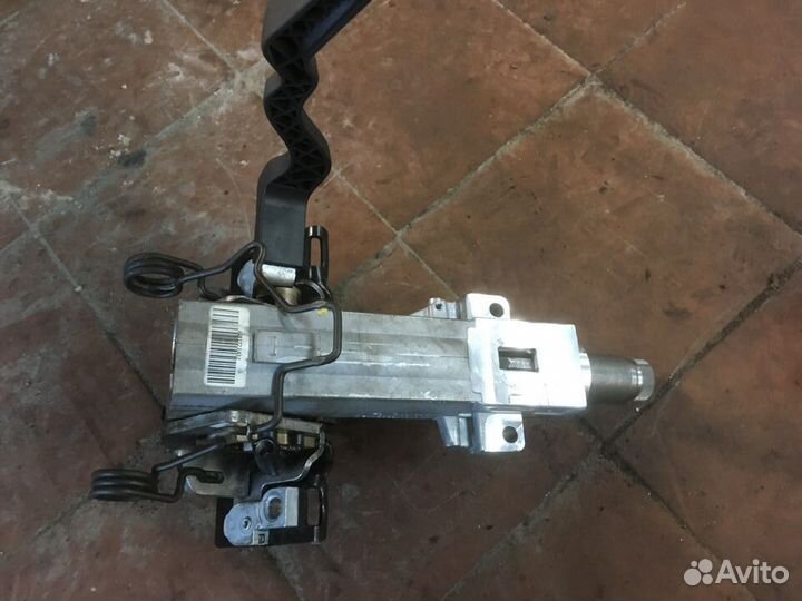 Колонка рулевая Skoda Rapid