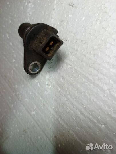 Датчик положения распредвала