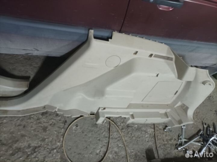 Обшивка багажника Dodge Caliber I