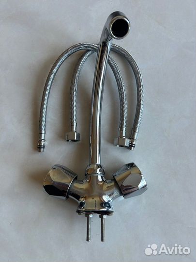 Смеситель для раковины