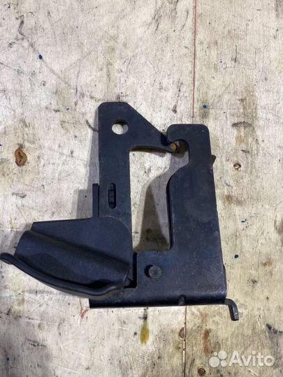 Замок капота Mercedes-Benz E-Class W212