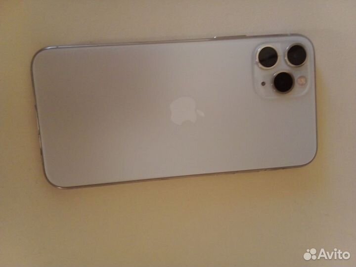 Телефон apple 11pro