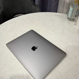 Apple macbook pro 13 retina 2017