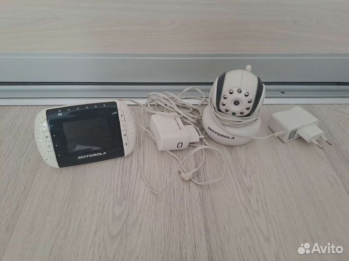 Радио няня Motorola