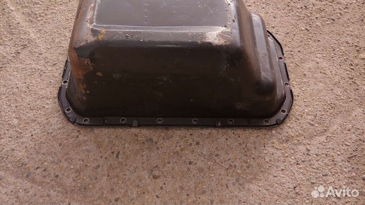 Поддон двигателя 2.5L disel Ford Transit R1992 год