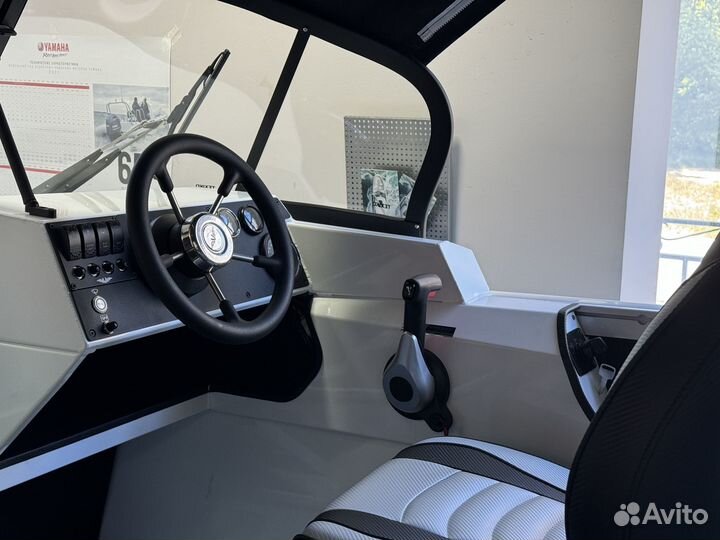 Лодка Volzhanka 50 fish с мотором yamer EF60fuel в