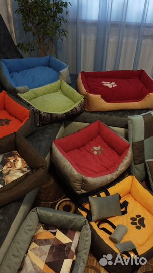 Лежанки, тягалки, игрушки (всегда в наличии)