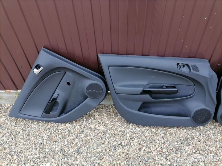 Opel Corsa D обшивки дверей