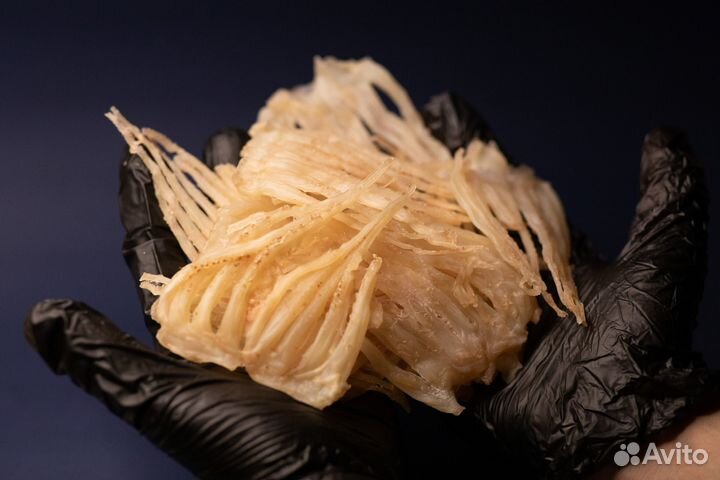 Щупальца кальмара сушеные. Кальмар сушеный