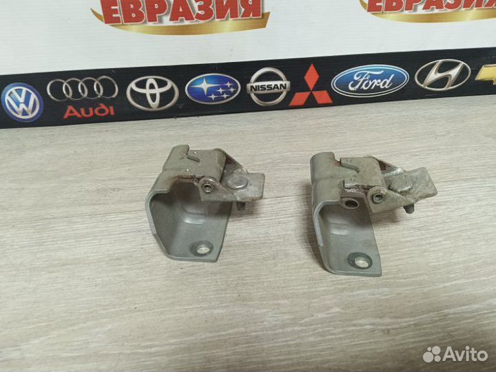 Петли двери багажника Peugeot 307 NFU 2003