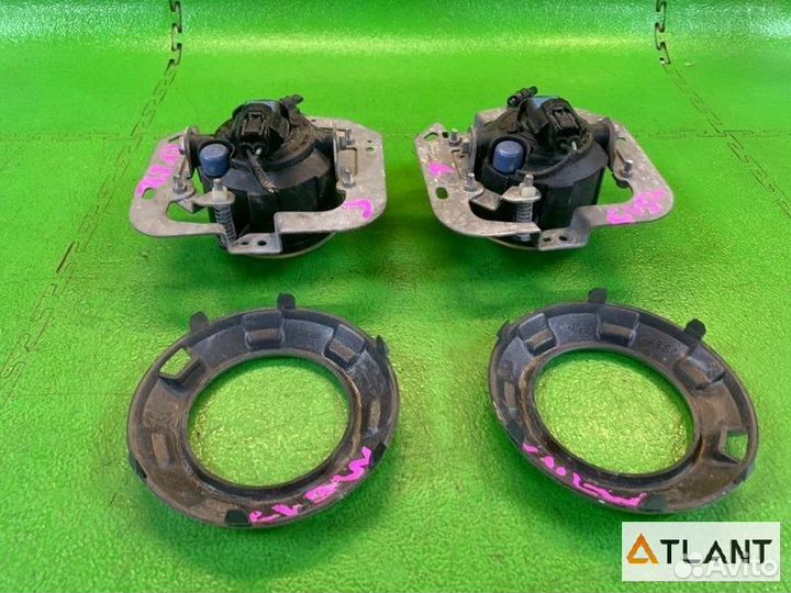 Туманка передняя mitsubishi delica D:5