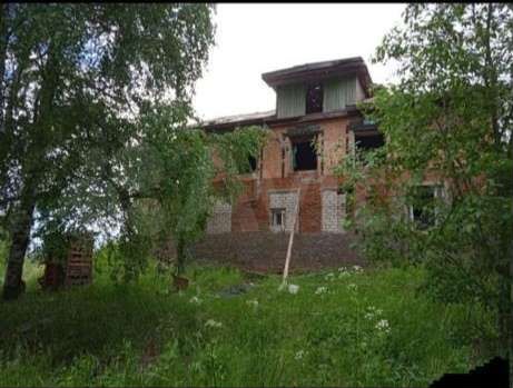 Дом 292,6 м² на участке 14 сот.