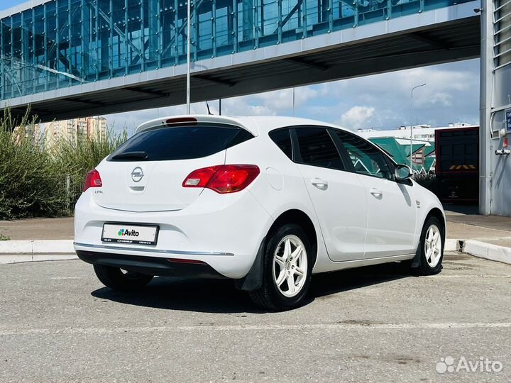 Opel Astra 1.6 МТ, 2014, 144 000 км