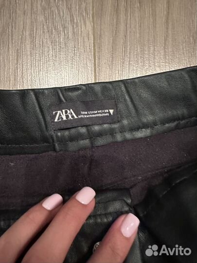 Кожаные легинсы zara