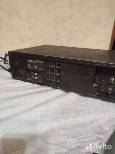 Видеомагнитофон sony