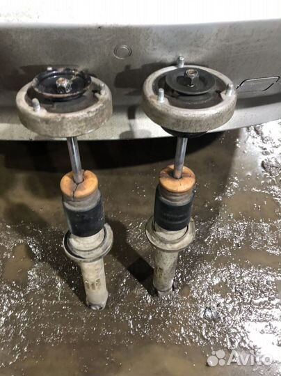 Задние амортизаторы BMW Е60/61 Мtech