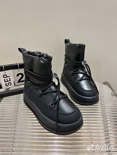 Дутики угги зимние женские высокие