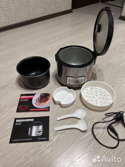 Мультиварка Redmond rmc m4525