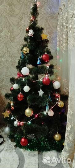 Елка искусственная бу с игрушками