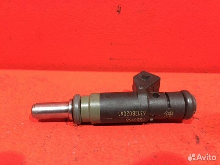 Форсунка Bmw 3 E90 N46B20B 2008